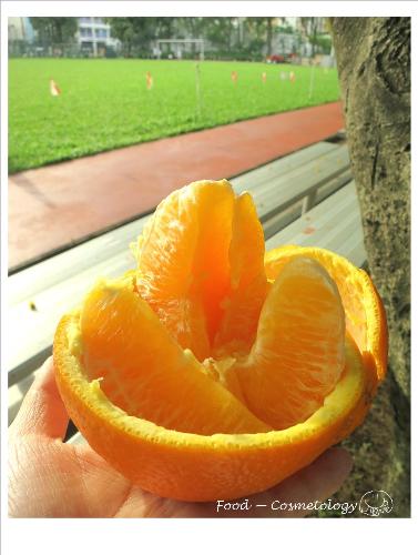 Orange Football3