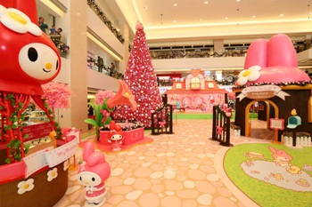 屯門市廣場將以My Melody為主角，於11月15日至1月4日期間打造不一樣的粉紅浪漫聖誕「My Melody 40週年奇幻森林」，設置多個巨型立體裝置，慶祝My Melody 40週年慶典！
